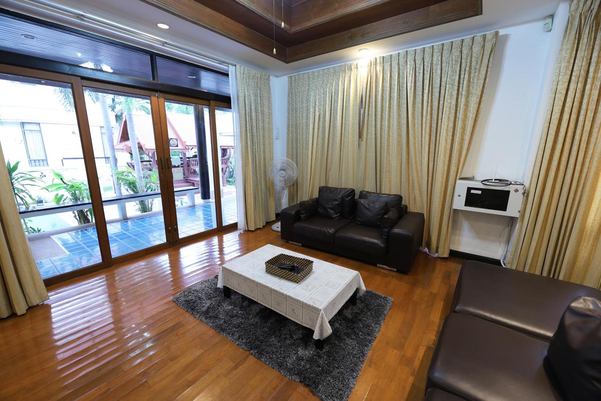 ปุณณภา พูล วิลล่า พัทยา Punnapha Pool Villa Pattaya Jomtien Beach Exterior foto